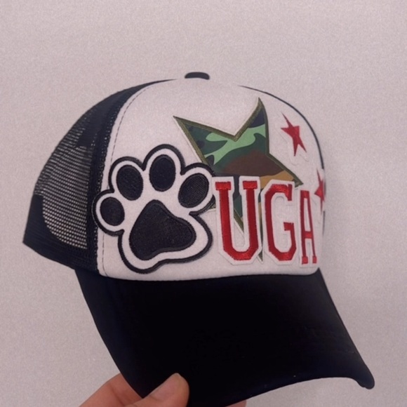 University of Georgia, custom trucker hat - Picture 5 of 6